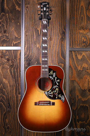 Gibson Hummingbird Standard Red Spruce Honey Burst