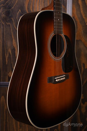Martin D-28 Sunburst