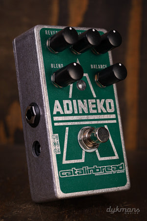 Catalin bread Adineko 
