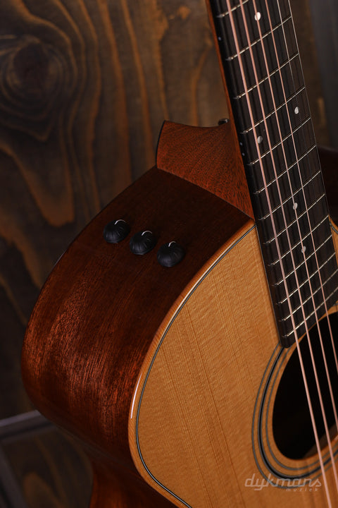 Taylor 314ce Studio Natural