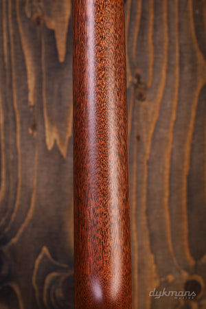 Taylor Gold Label 517e