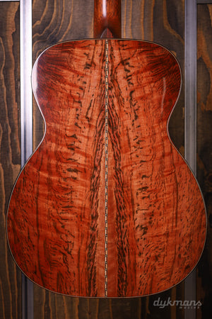 Bourgeois OM Aged Tone Tiger Myrtle