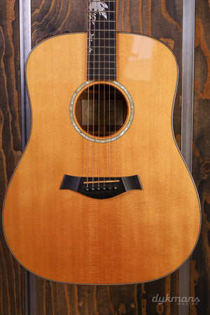 Taylor Custom-DN Koa PRE-OWNED!