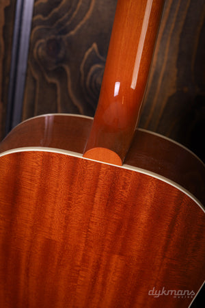 Gibson J-45 Standard Heritage Cherry Sunburst