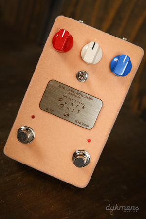 Warm Audio Peach Fuzz MOD