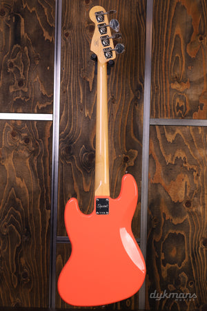 Squier Classic Vibe '60s Jazz Bass Tahitian Coral