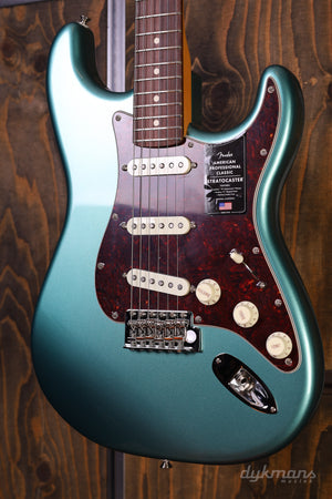 Fender American Professional Classic Stratocaster SSS Sherwood Green