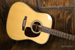 Martin Super HD-28