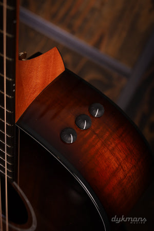 Taylor 224ce-K DLX Lefty RESERVED