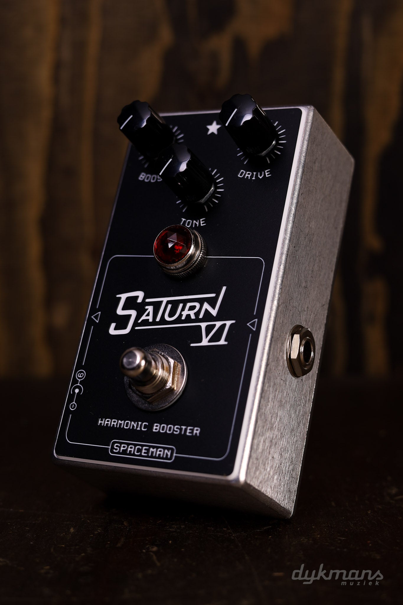 Spaceman Effects Saturn VI Harmonic Booster Silver – Dijkmans Muziek